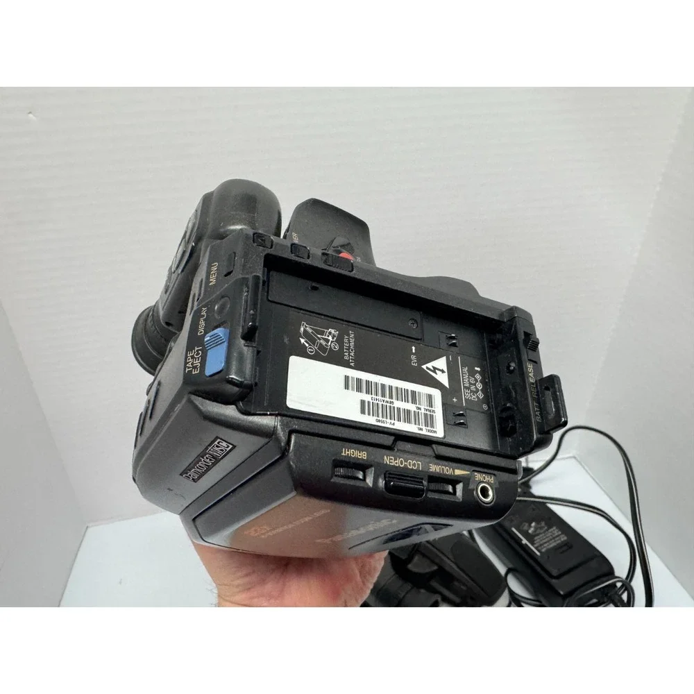 Panasonic Video Camera PV-L558D & PV-L678D UNTESTED PARTS ONLY UNITS
